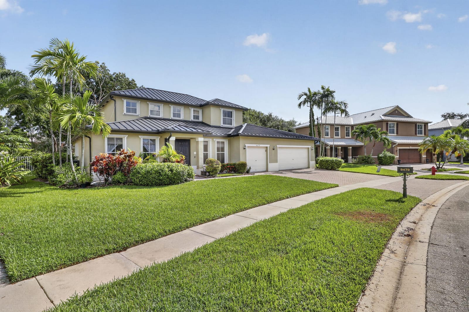 9479 SEDGEWOOD Drive — photo 2