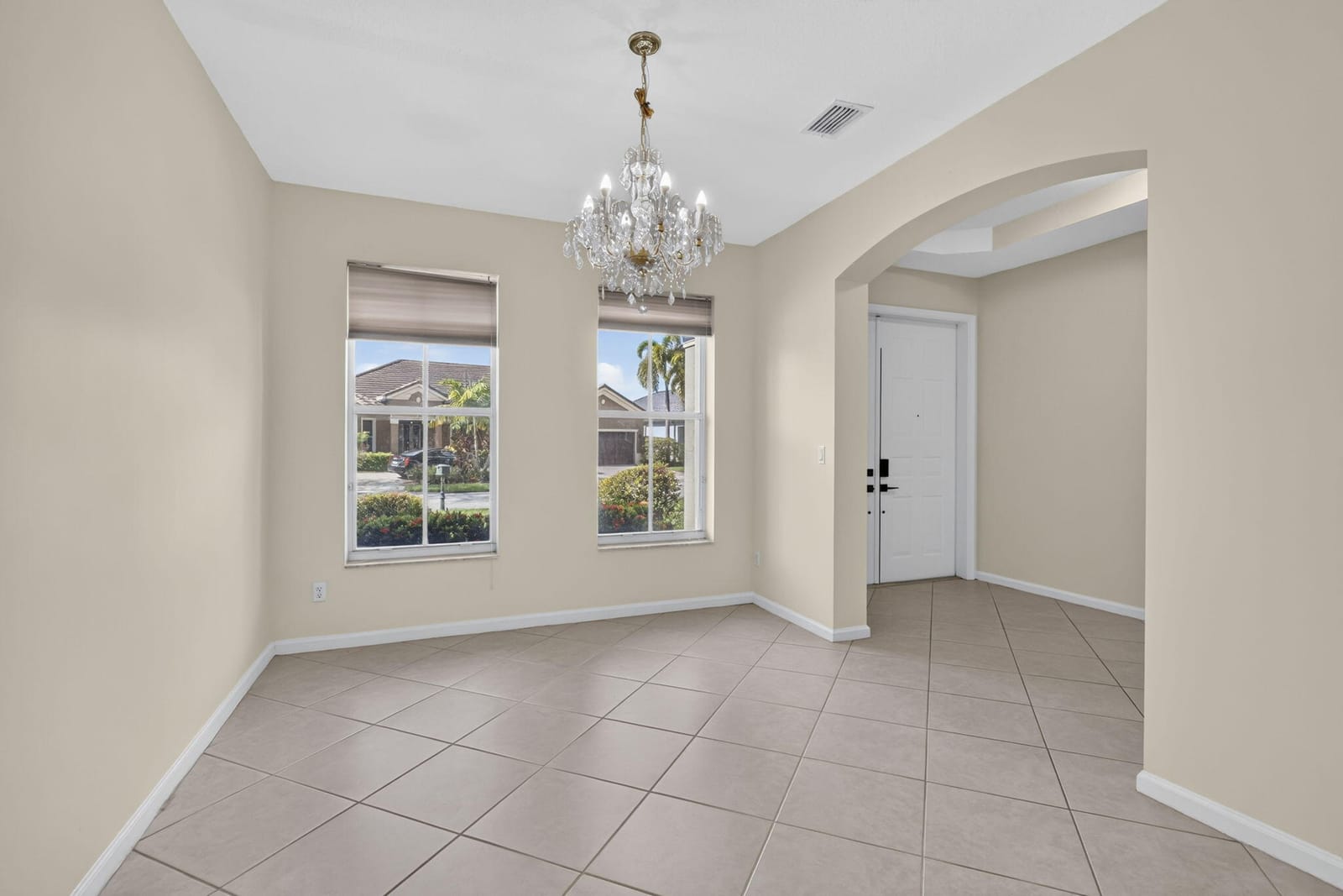 9479 SEDGEWOOD Drive — photo 6