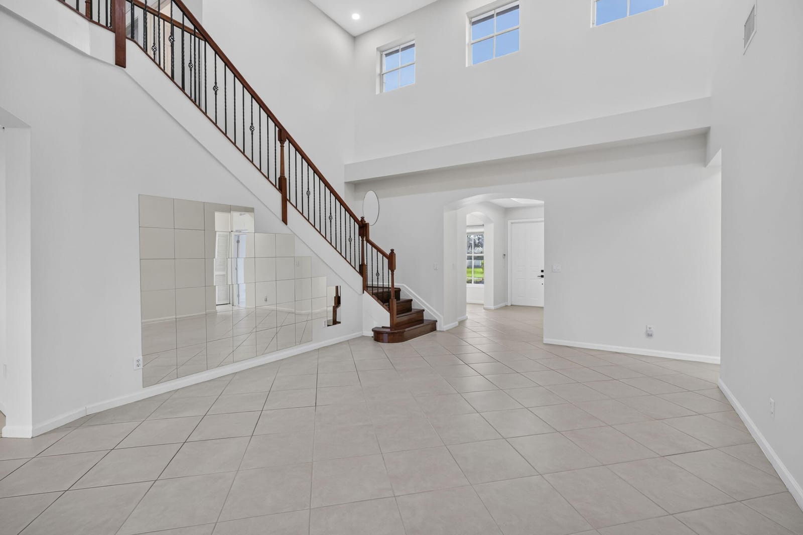 9479 SEDGEWOOD Drive — photo 9