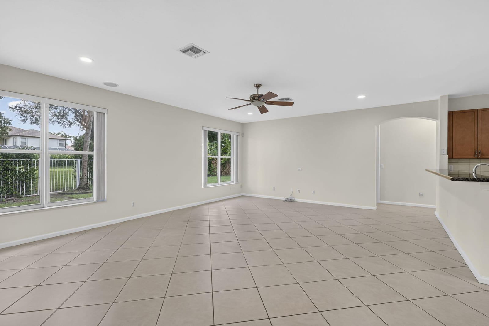 9479 SEDGEWOOD Drive — photo 10