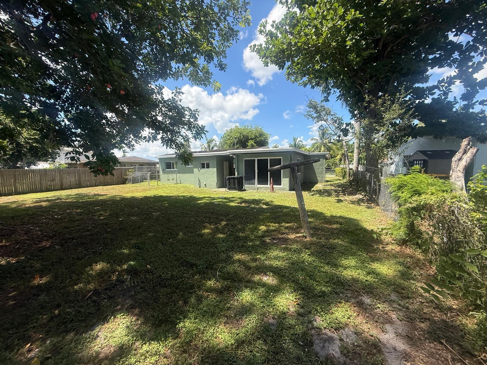 630 E DAYTON Circle, Fort Lauderdale, FL 33312 photo 13