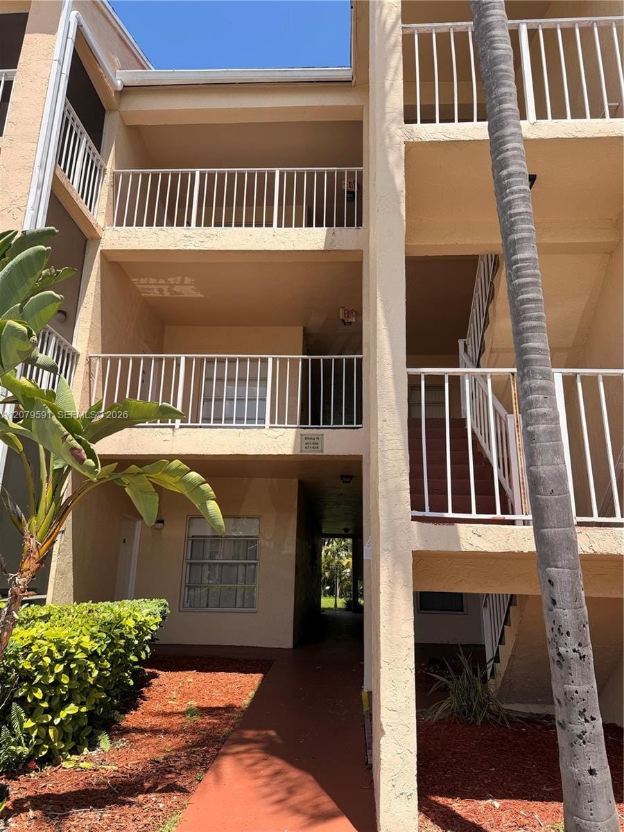 15325 SW 106 Te 604 — photo 5