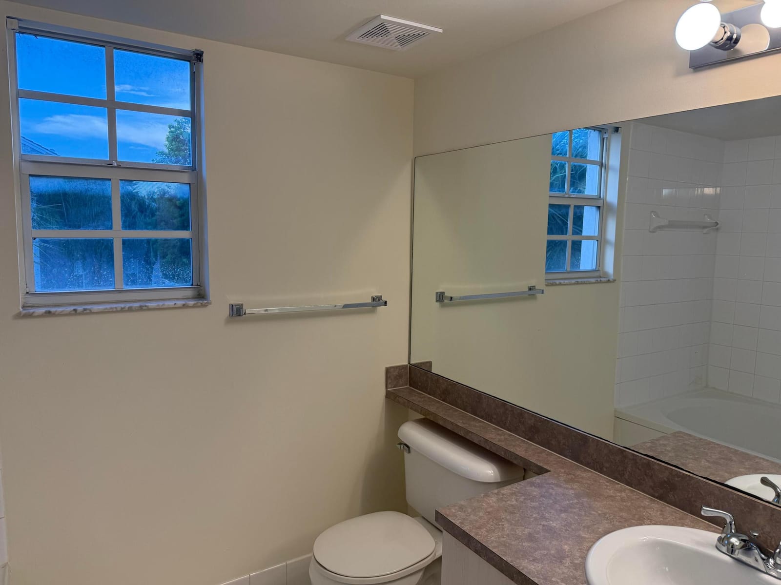 520 SW 111TH Avenue 301, Pembroke Pines, FL 33025 photo 13