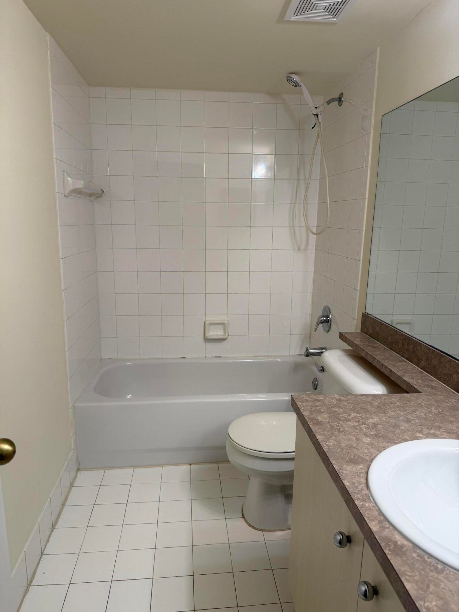520 SW 111TH Avenue 301, Pembroke Pines, FL 33025 photo 7