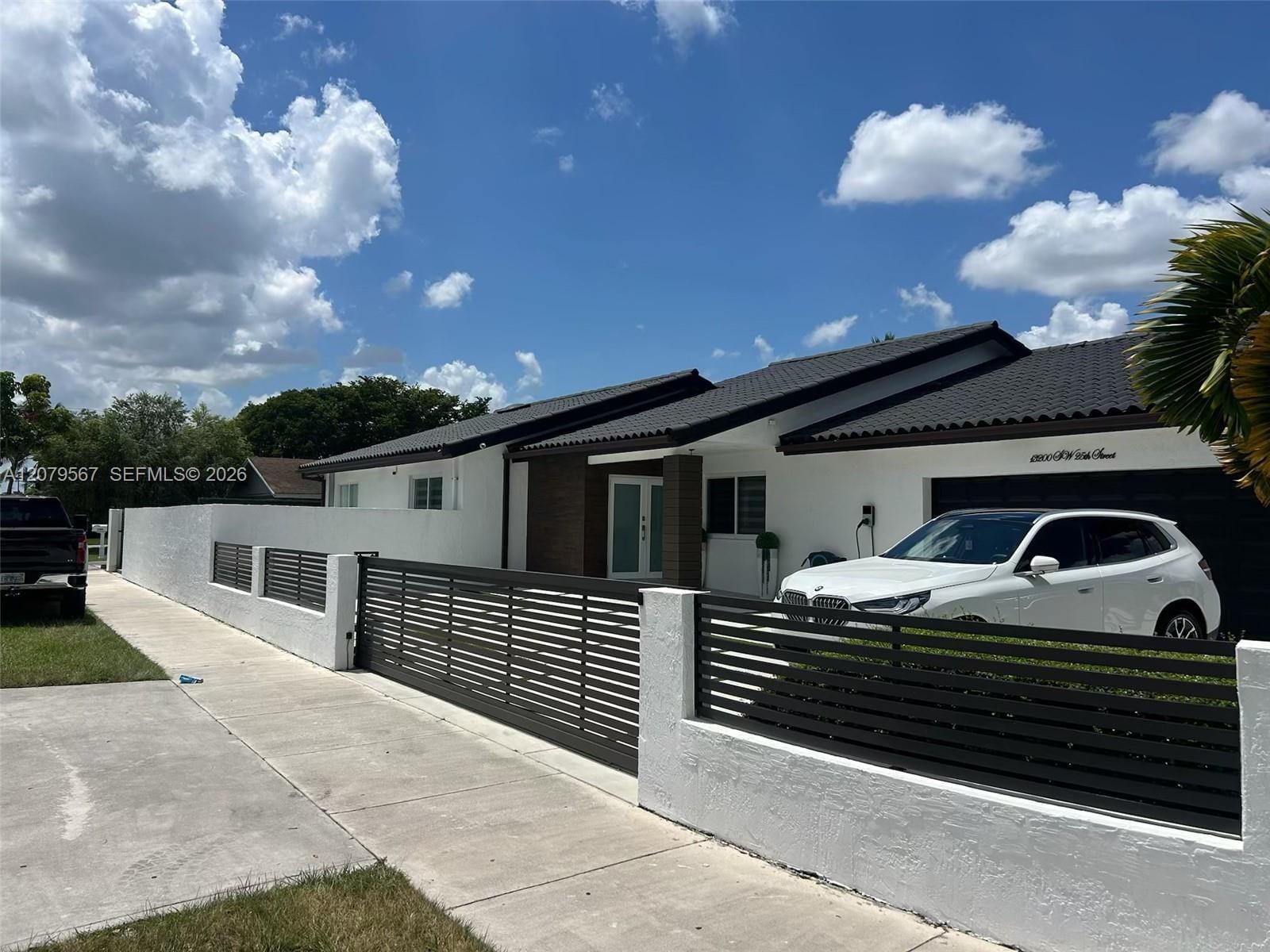 13200 SW 25th Street, Miami, FL 33175