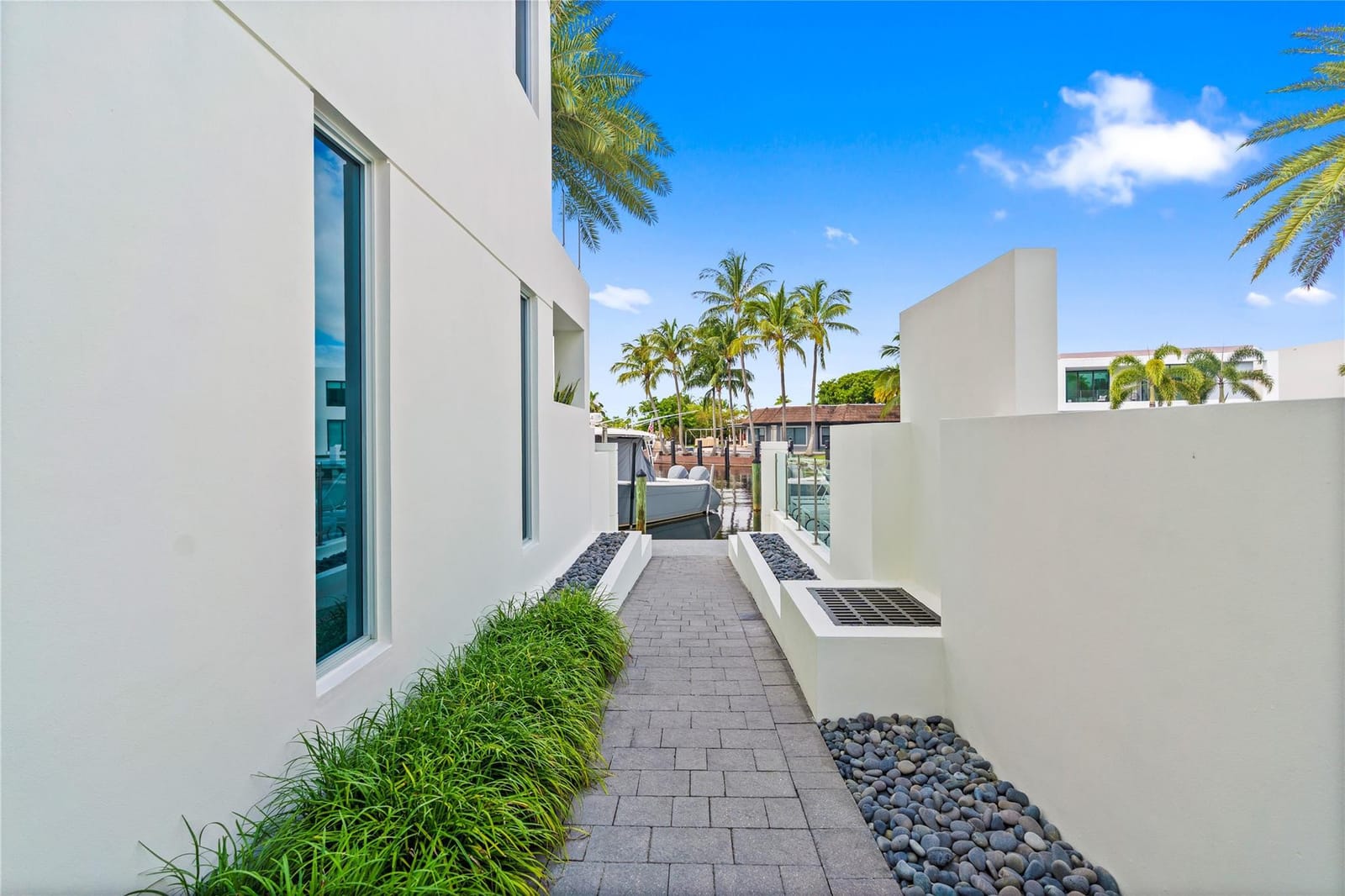 221 Shore Court, Lauderdale-By-The-Sea, FL 33308 photo 7