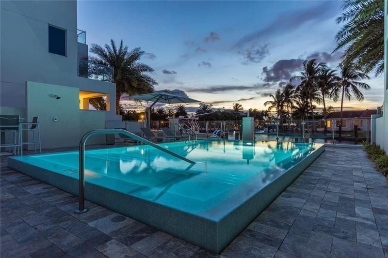 221 Shore Court, Lauderdale-By-The-Sea, FL 33308 photo 10