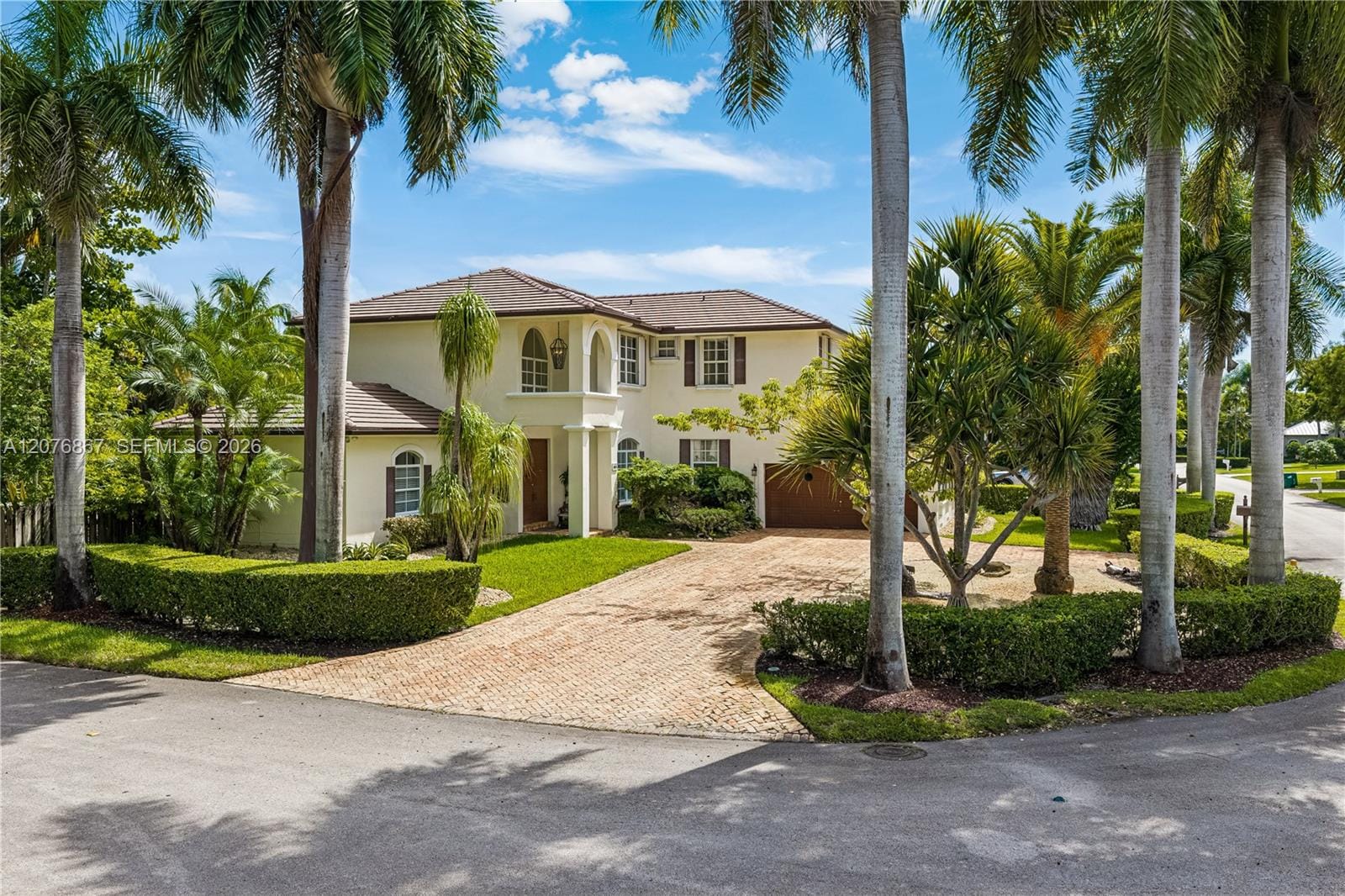 8445 SW 163rd Terrace, Palmetto Bay, FL 33157 photo 2