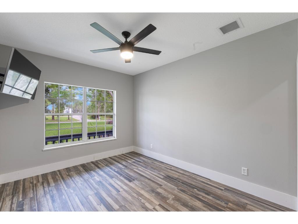 10611 Pine Needle Drive, Fort Pierce, FL 34945 photo 27
