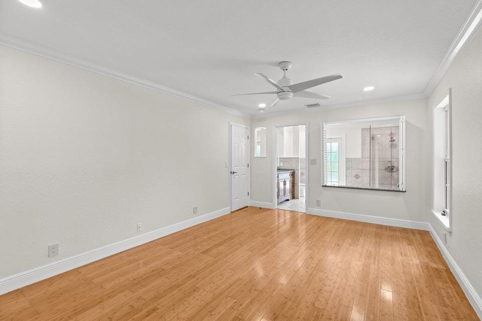 4610 Pine Tree Drive — photo 5