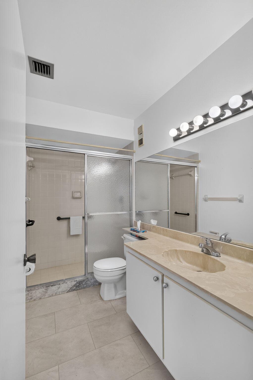 350 Prestwick Circle 2, Palm Beach Gardens, FL 33418 photo 15
