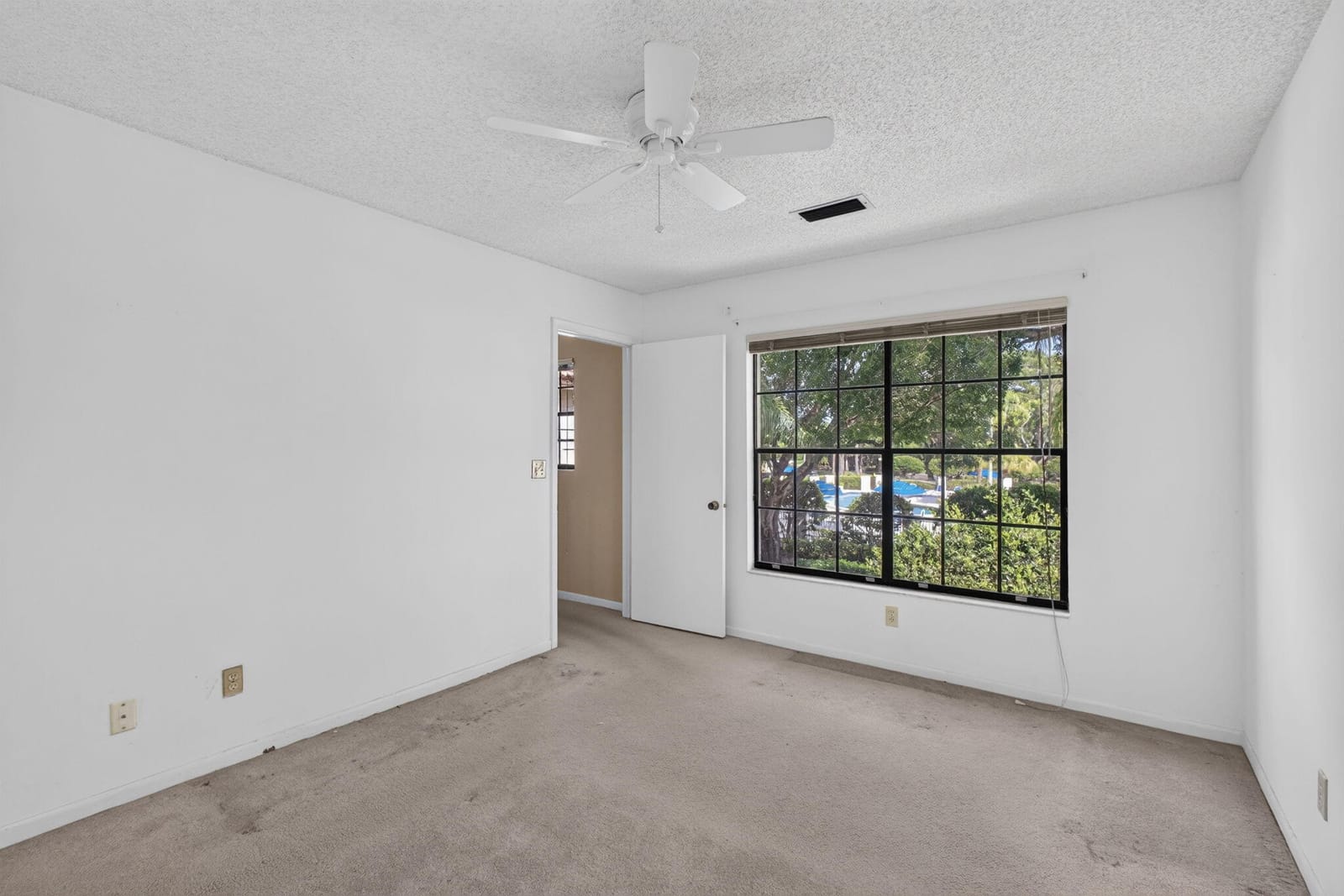 350 Prestwick Circle 2, Palm Beach Gardens, FL 33418 photo 30