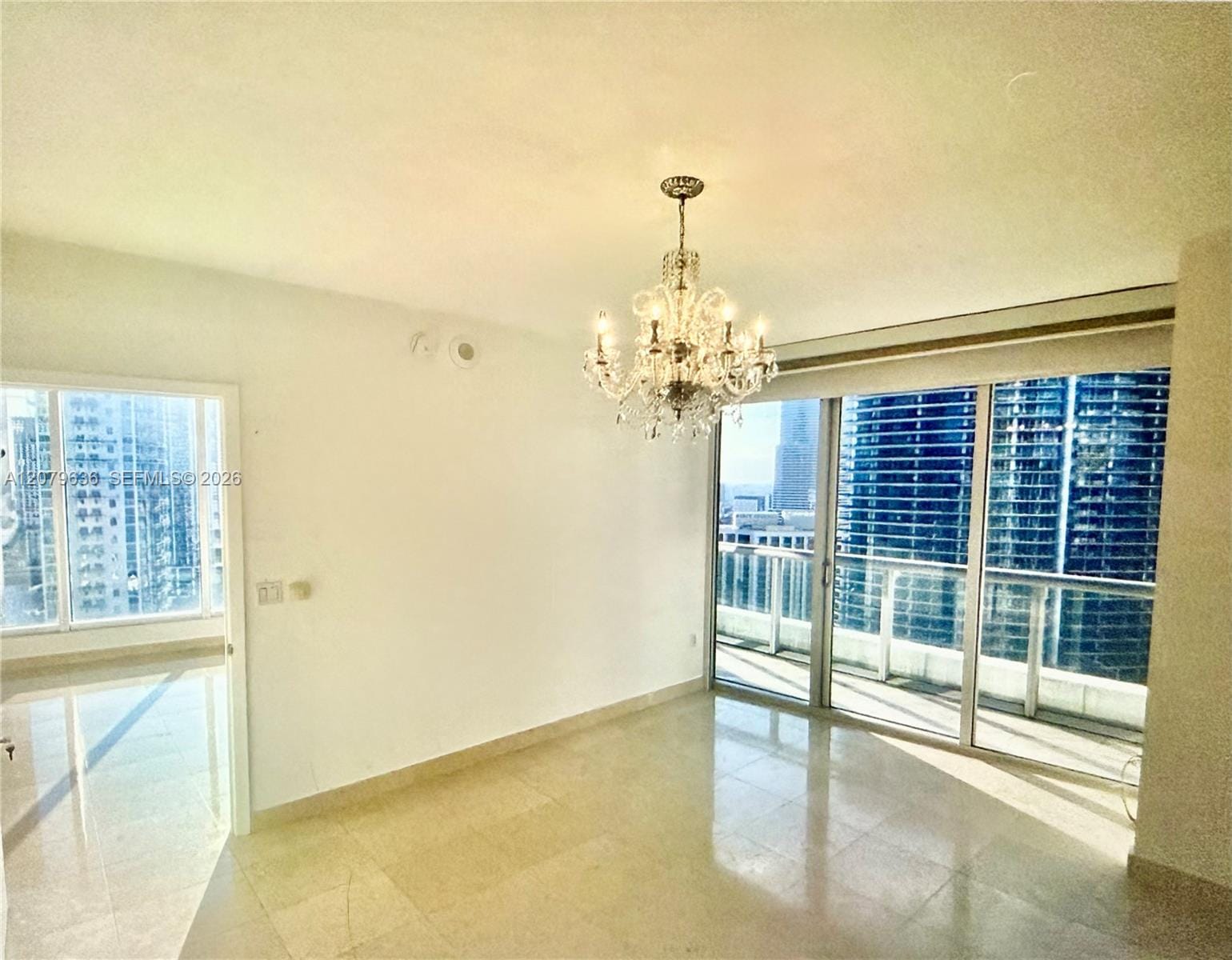 475 Brickell Avenue 2915 — photo 2