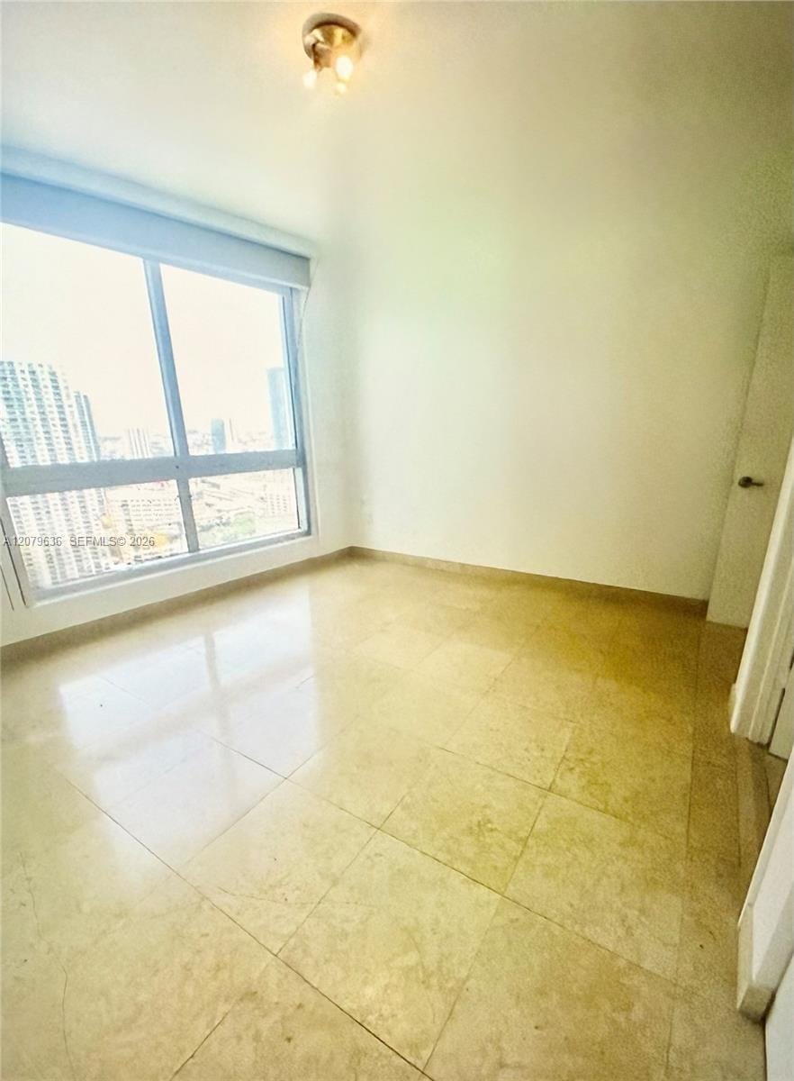 475 Brickell Avenue 2915 — photo 4