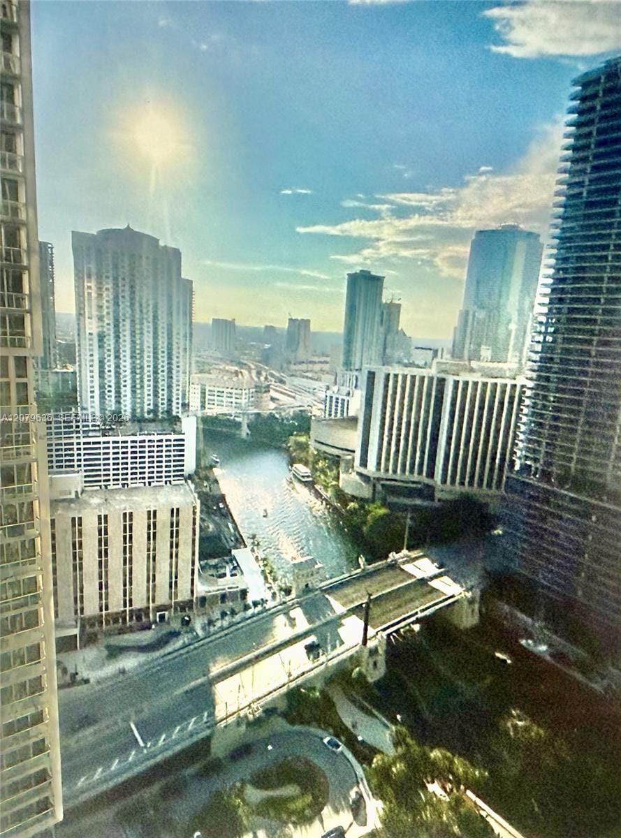 475 Brickell Avenue 2915 — photo 7