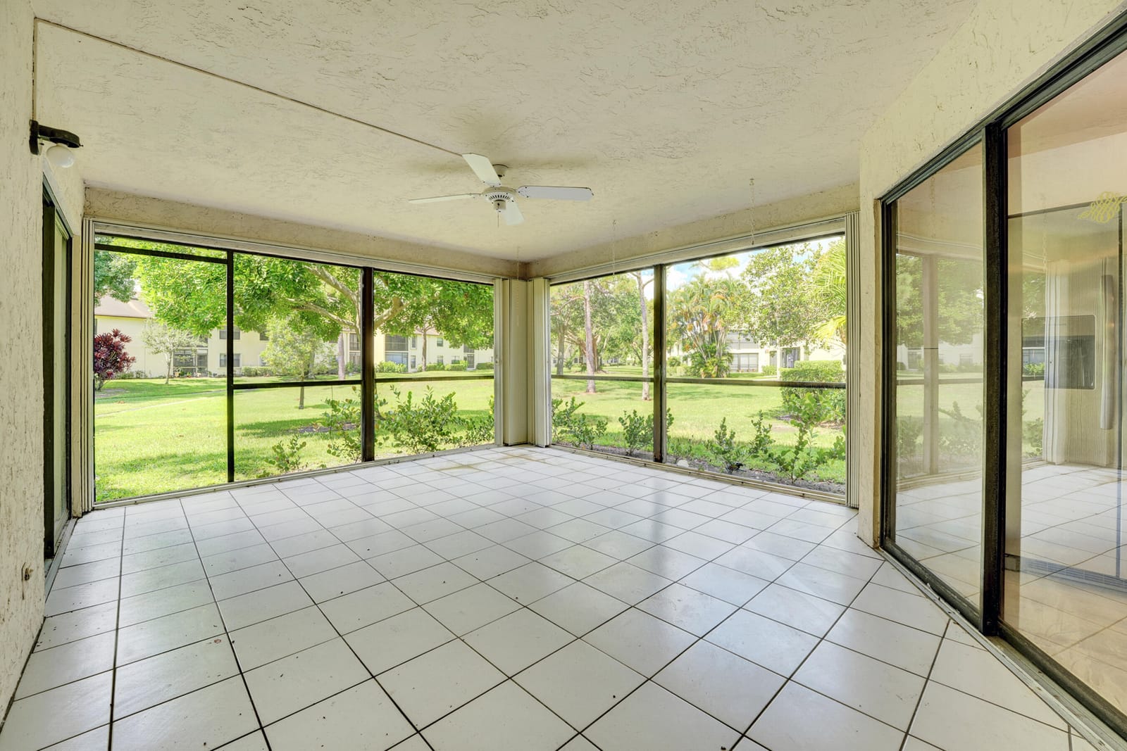 3359 Lucerne Park Drive — photo 12
