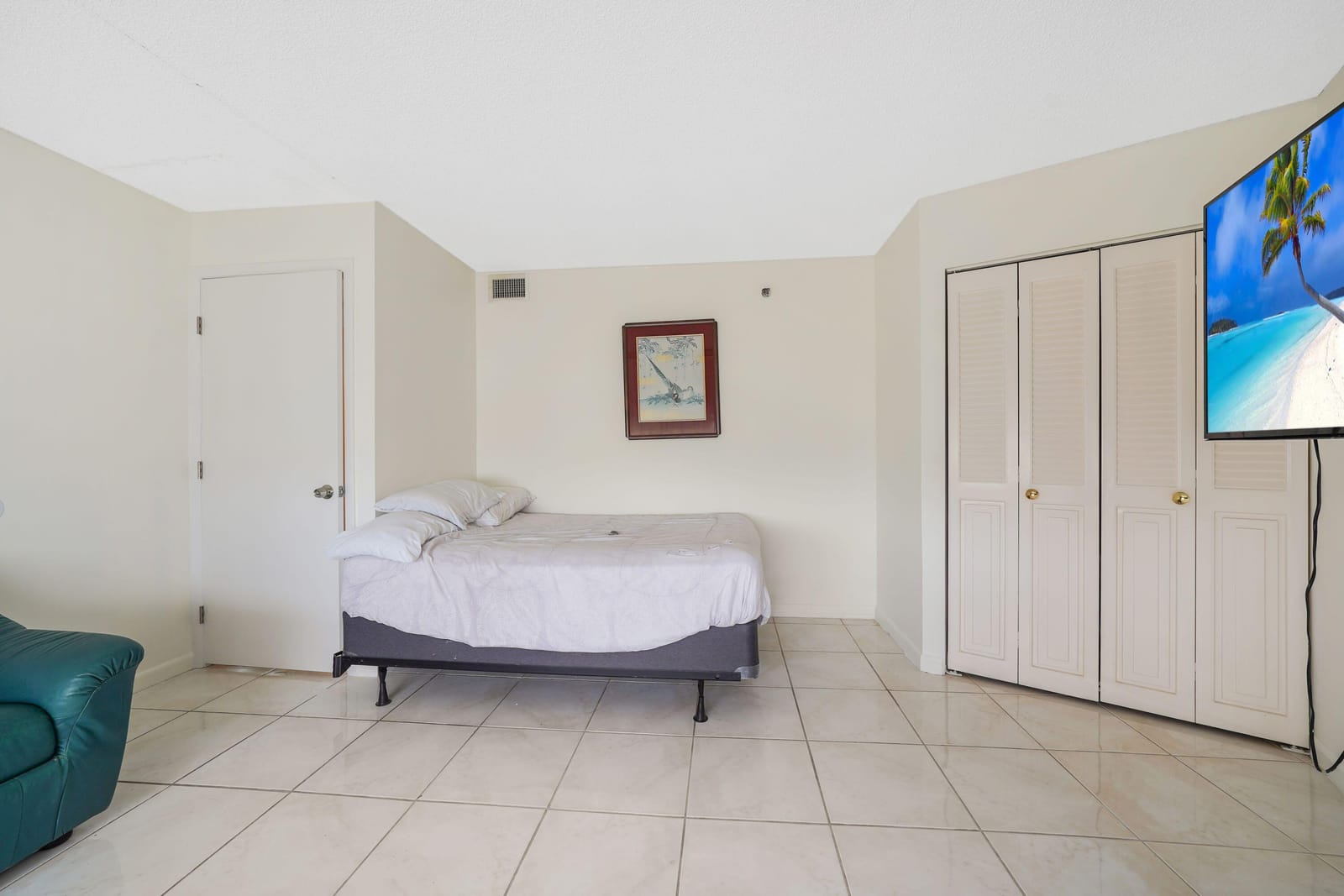 1200 Saint Charles Place 509 — photo 10