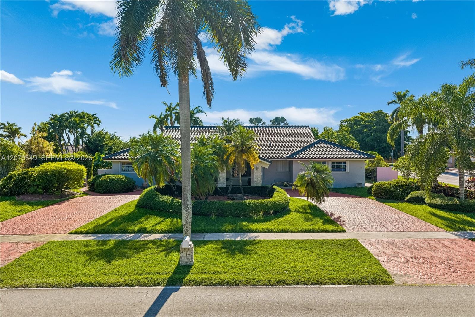 590 NW 132nd Avenue, Miami, FL 33182