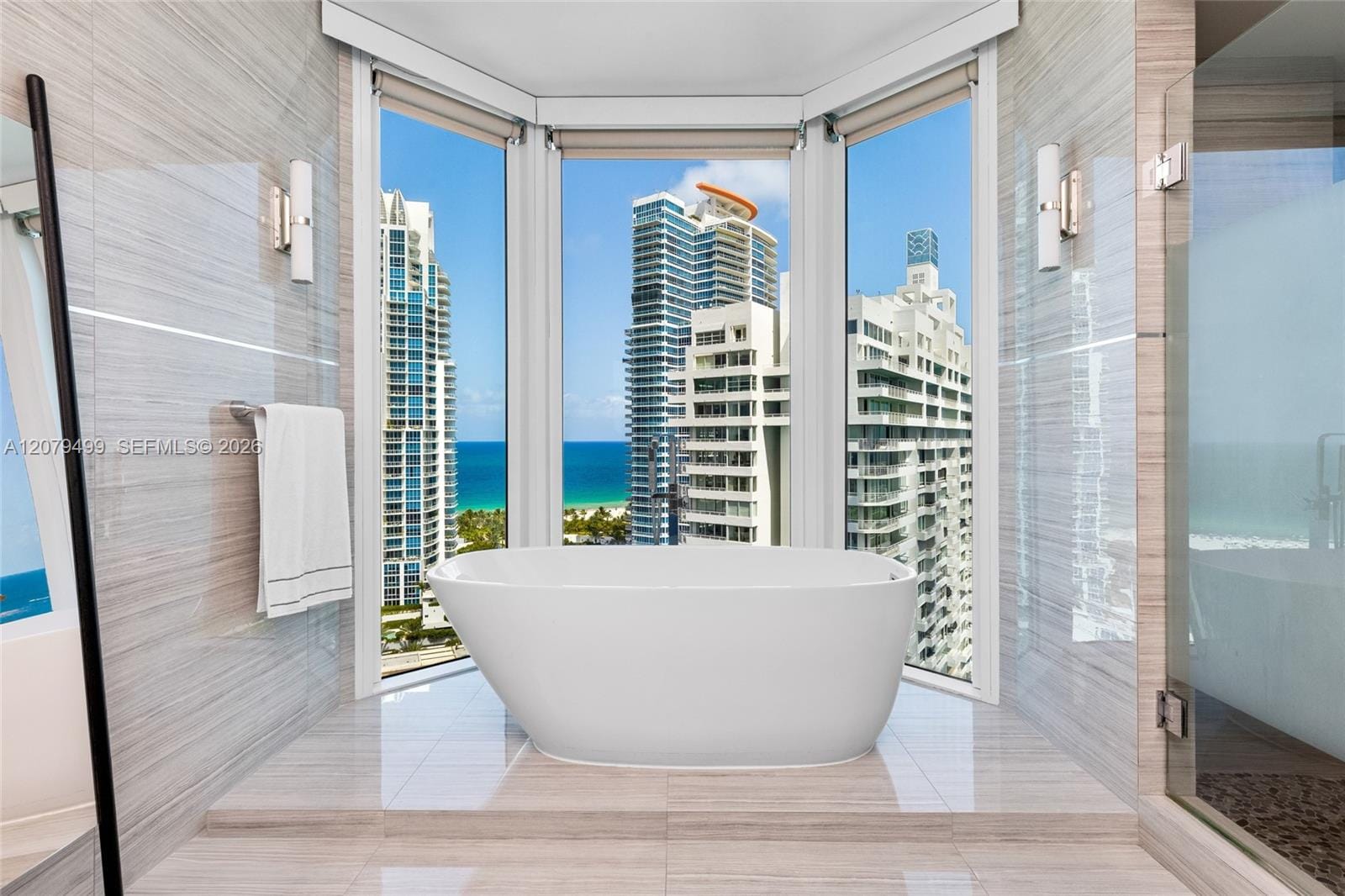 300 S Pointe Drive 2005, Miami Beach, FL 33139 photo 29