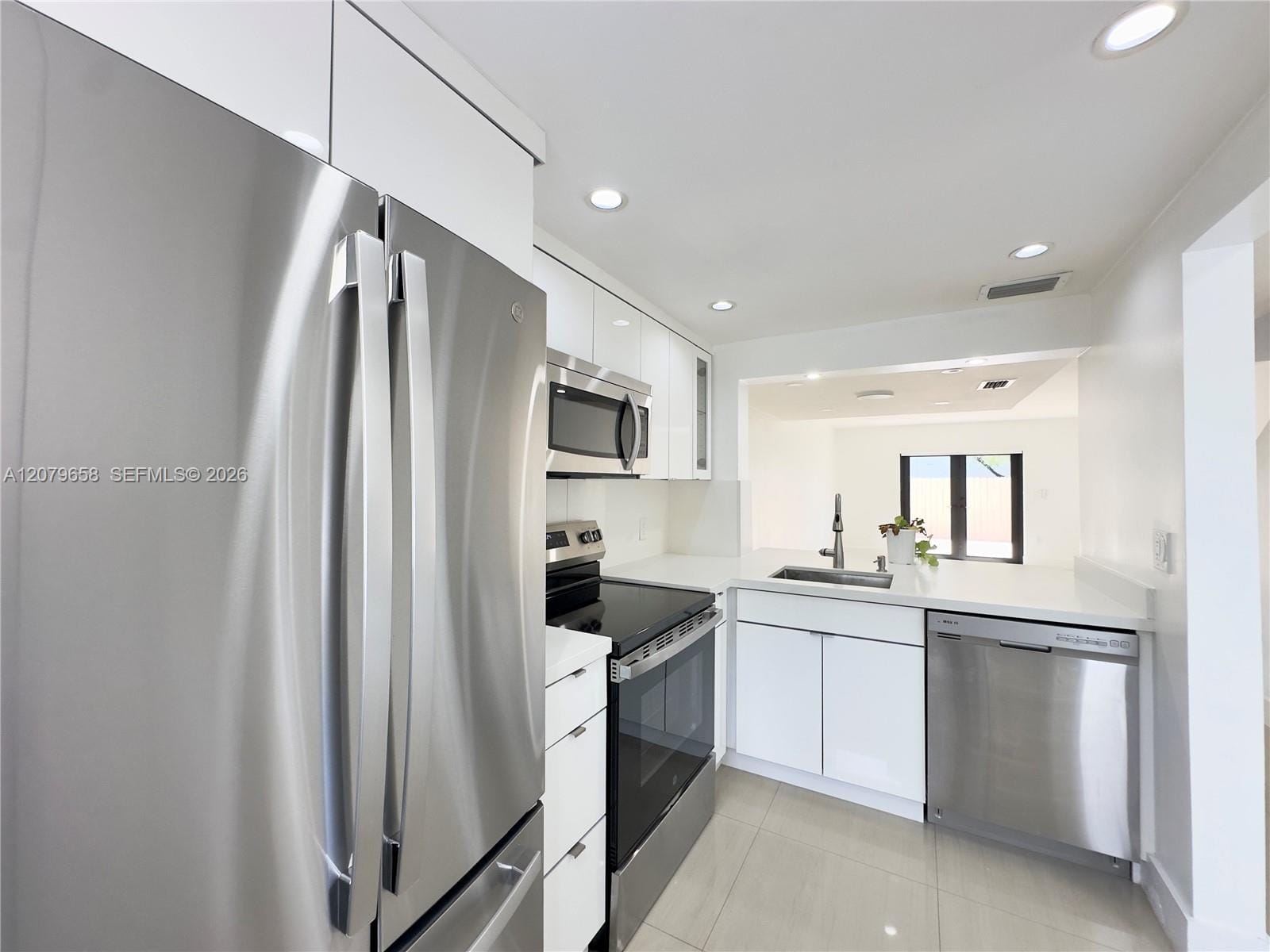 8010 SW 152nd Avenue 211, Miami, FL 33193 photo 5