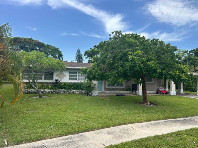250 NW 46th Street, Boca Raton, FL 33431