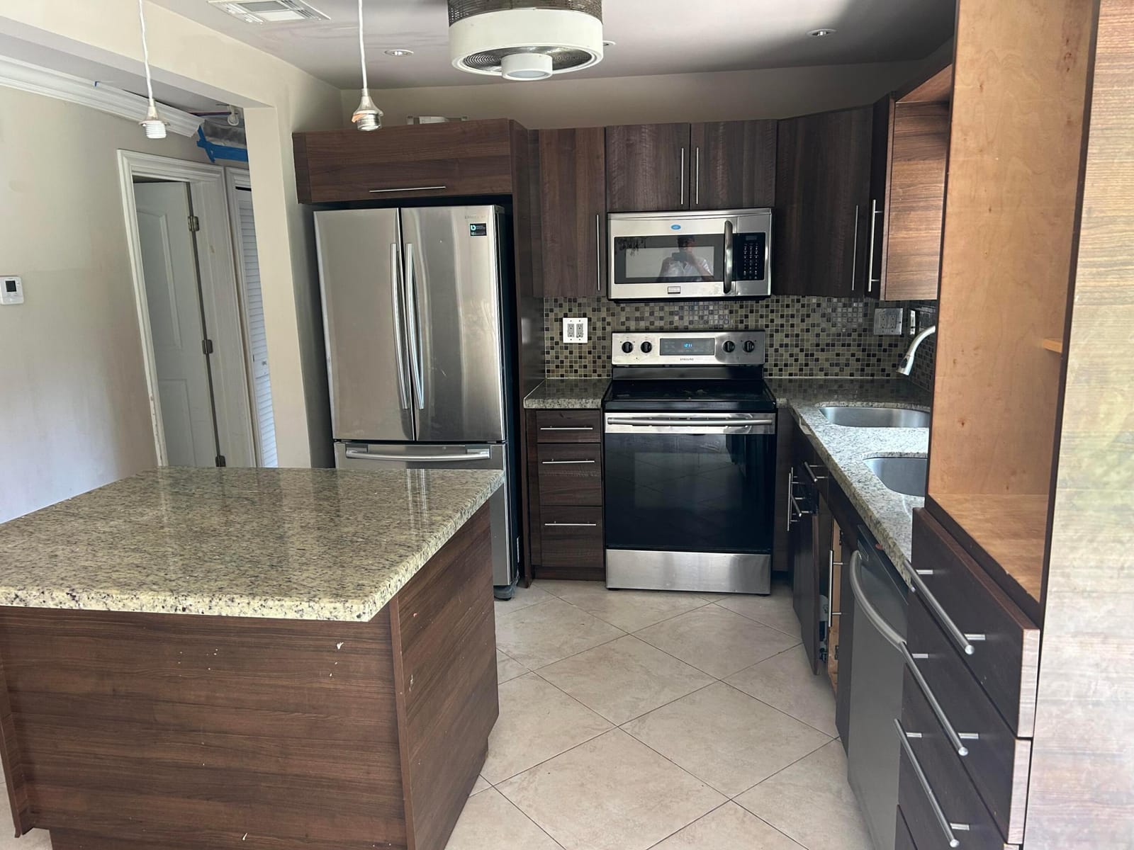250 NW 46th Street 250 — photo 3
