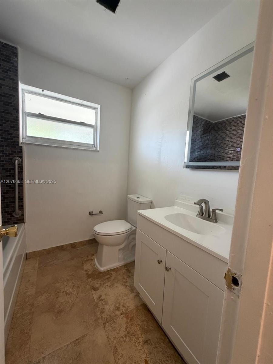 1400 NE 191st Street 310 — photo 10