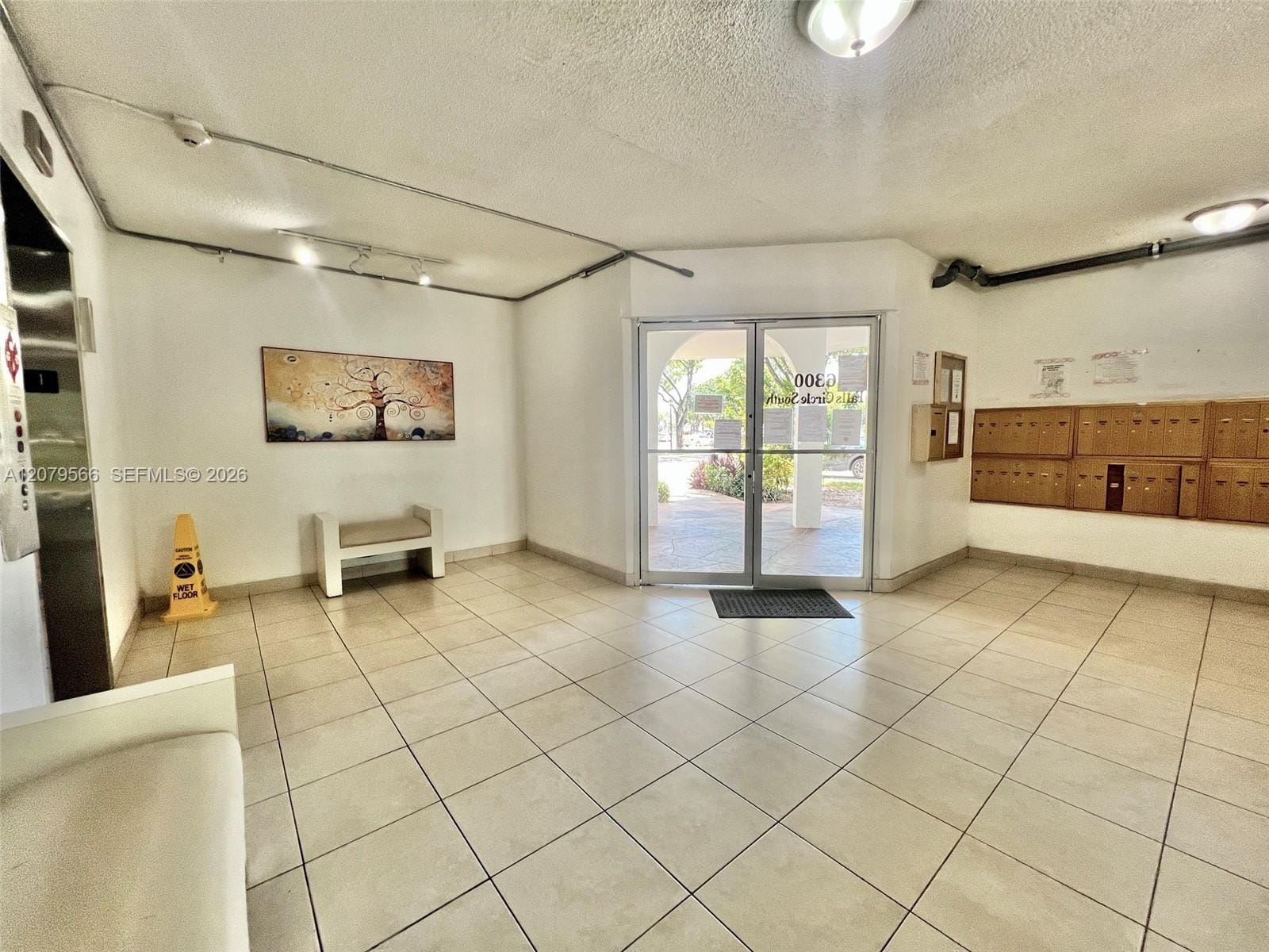 6300 S Falls Cir Drive 408 — photo 2