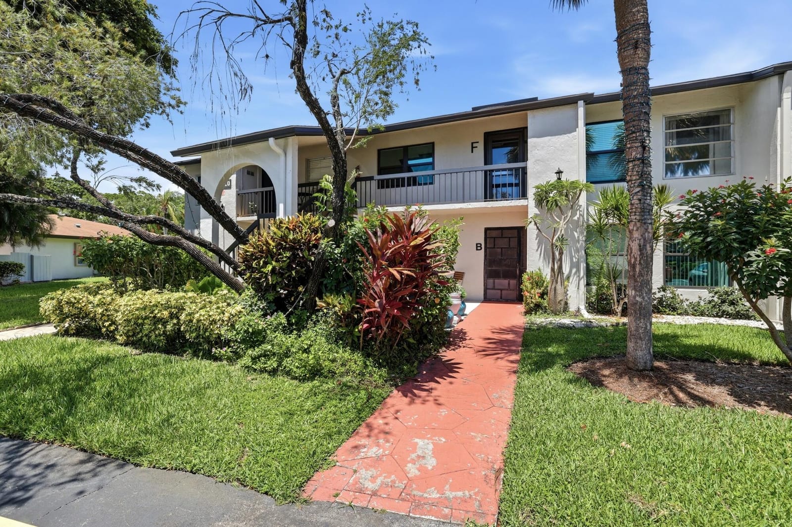 5710 Princess Palm Court B, Delray Beach, FL 33484