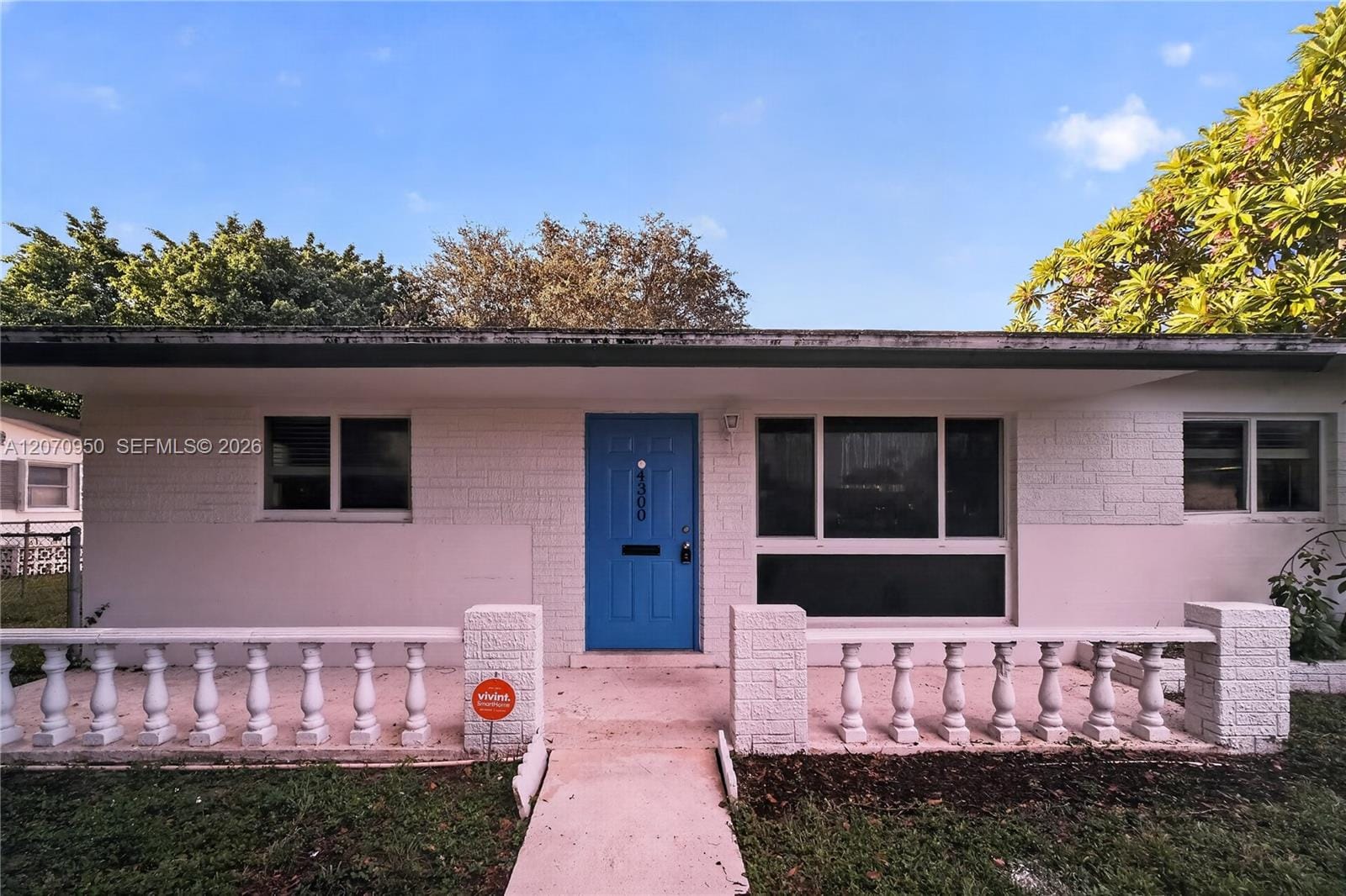 4300 Harrison Street — photo 3