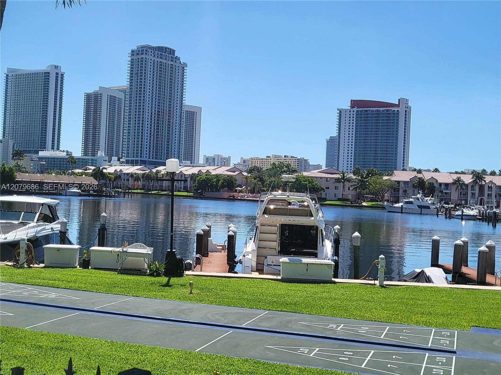 600 Three Islands Boulevard 118, Hallandale Beach, FL 33009 photo 21