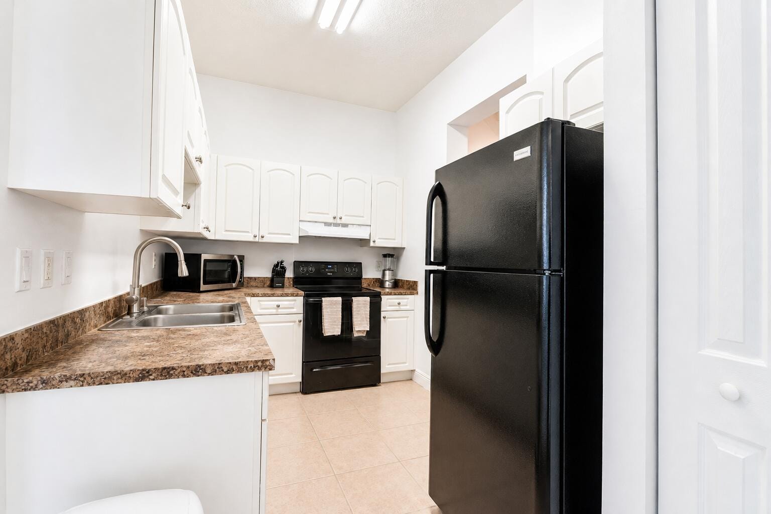 2514 VENETIAN Court 2514 — photo 6