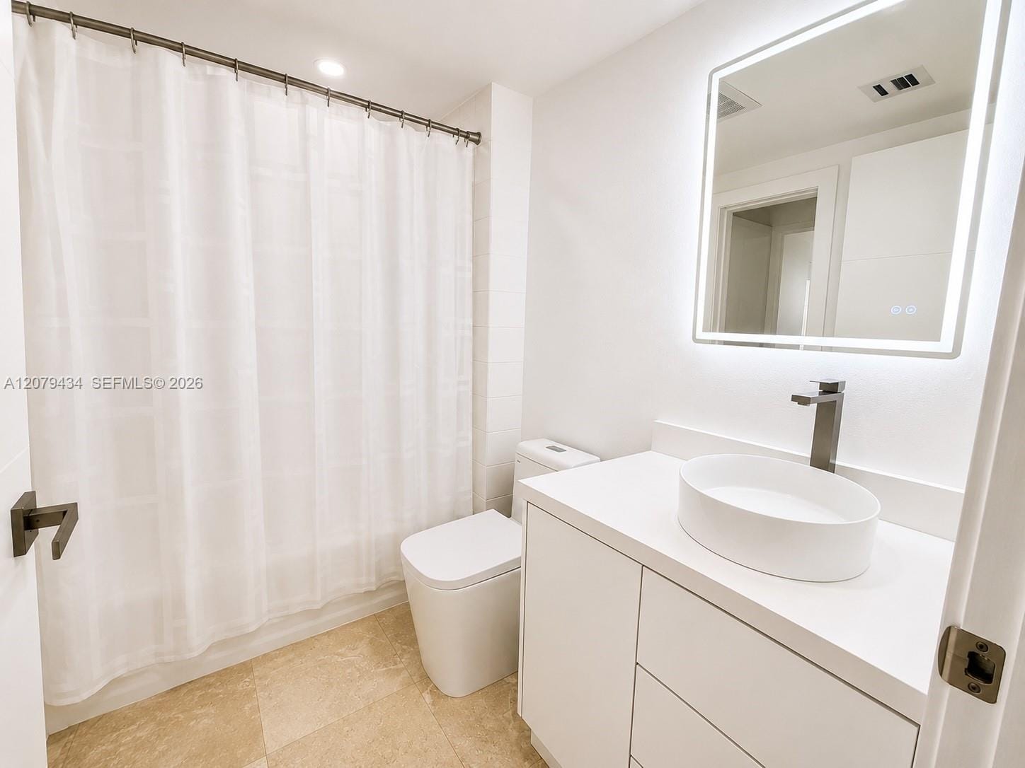 101 Sidonia Avenue 205 — photo 3