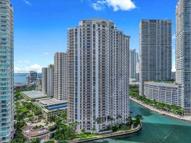 901 Brickell Key Boulevard 609, Miami, FL 33131