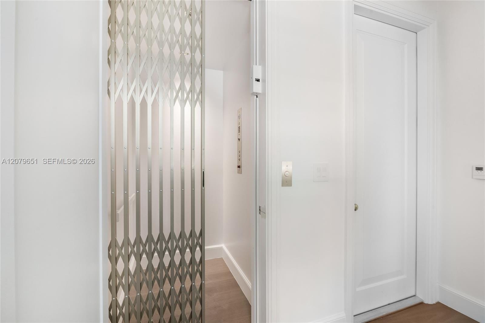 550 Malaga Avenue Villa 1 — photo 11