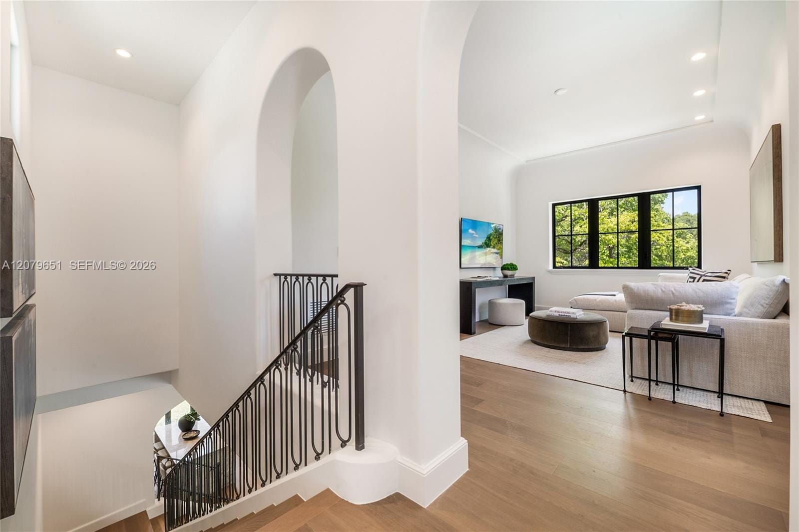 550 Malaga Avenue Villa 1 — photo 12
