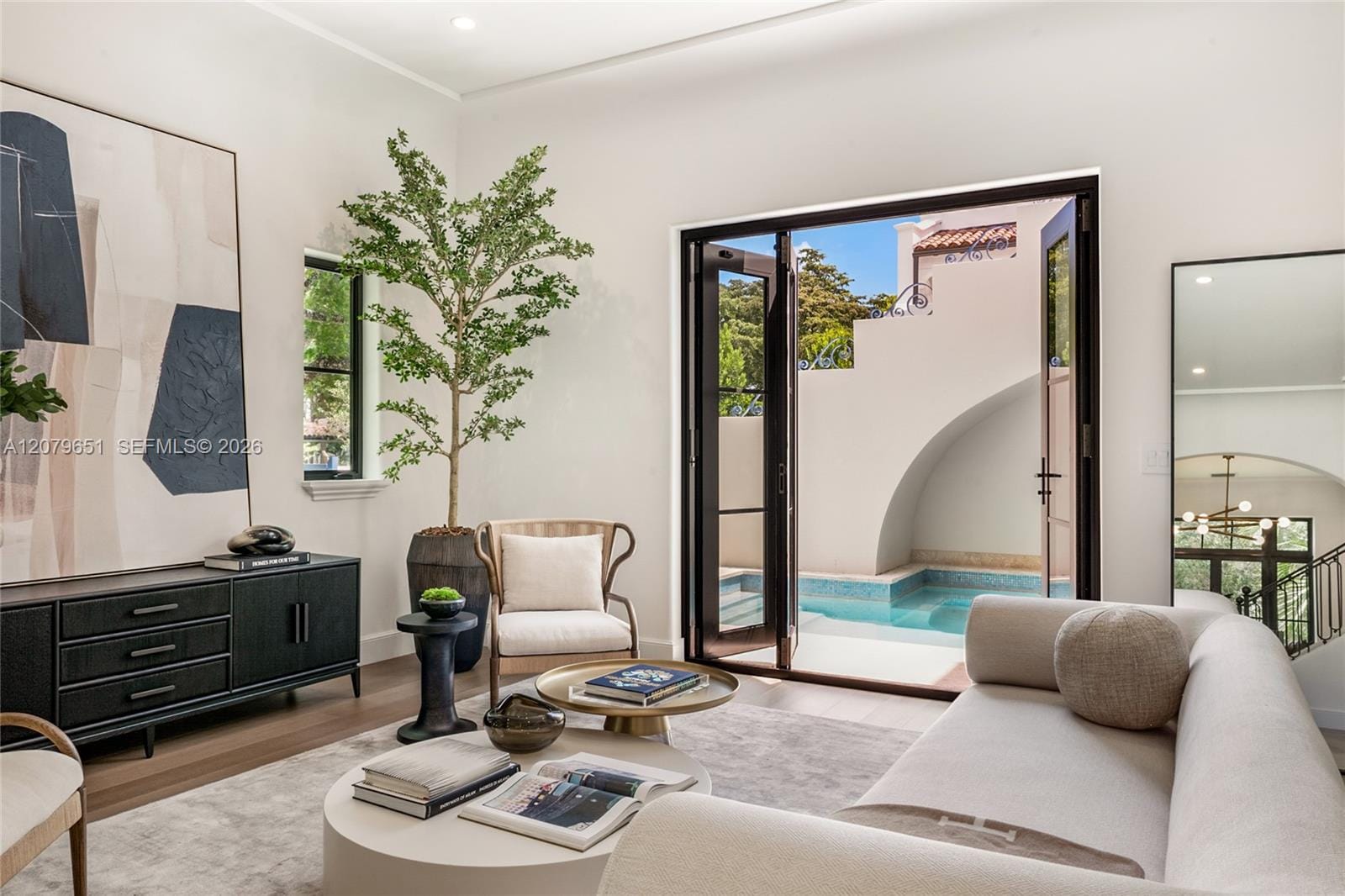 550 Malaga Avenue Villa 1 — photo 5