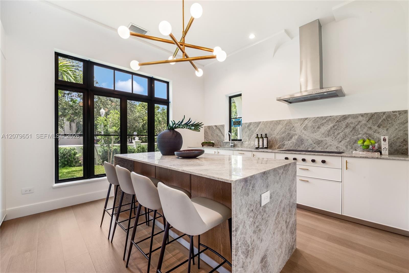 550 Malaga Avenue Villa 1 — photo 10