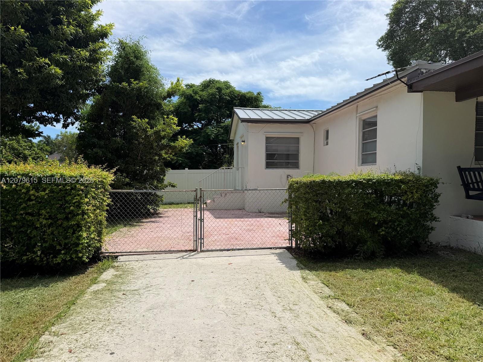 2725 SW 82 Avenue A, Miami, FL 33155
