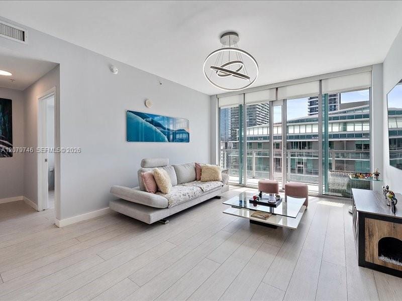 1111 SW 1st Avenue UPH4015, Miami, FL 33130 photo 2