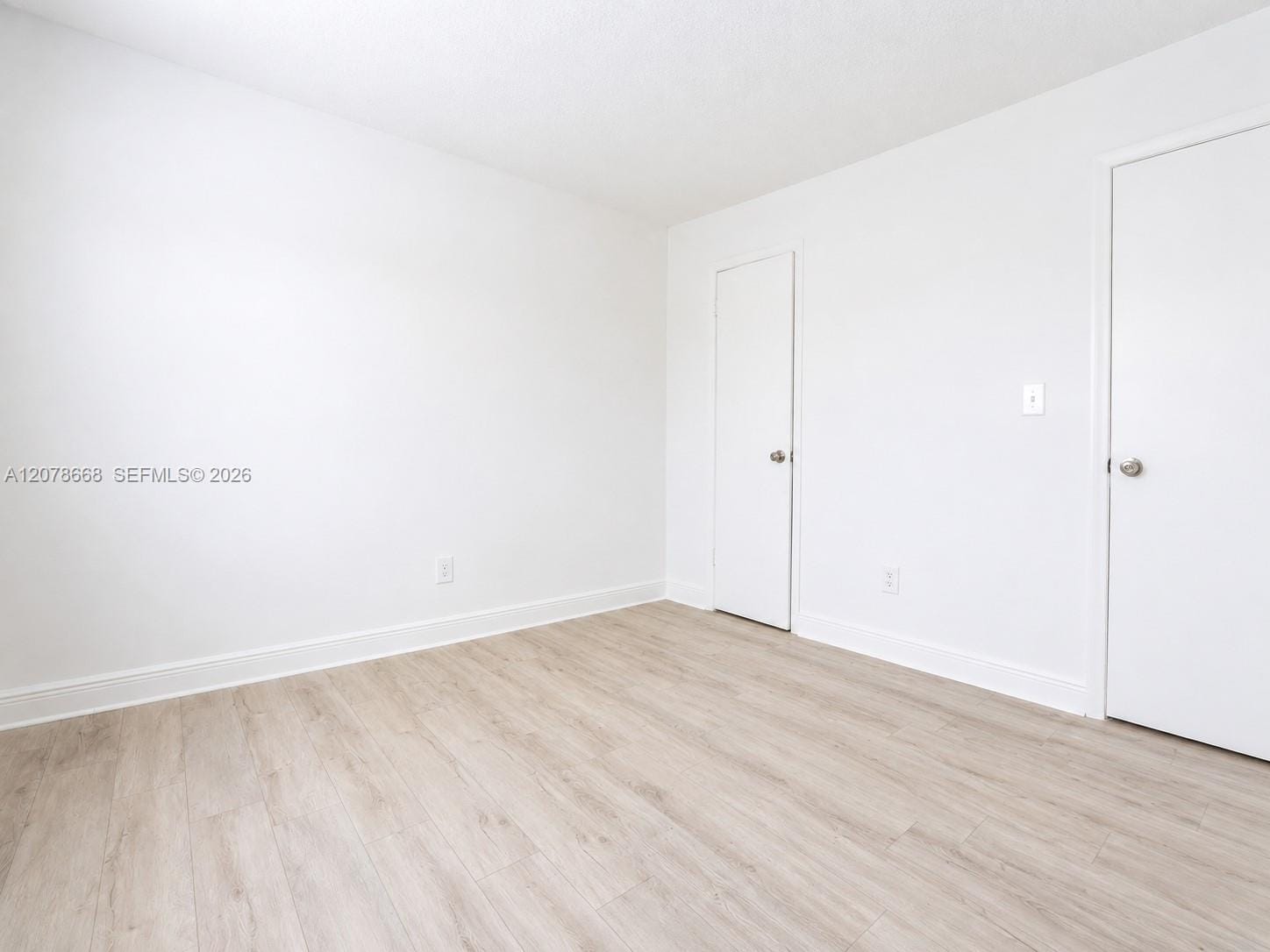486 NW 165th St Road B-301, Miami, FL 33169 photo 10