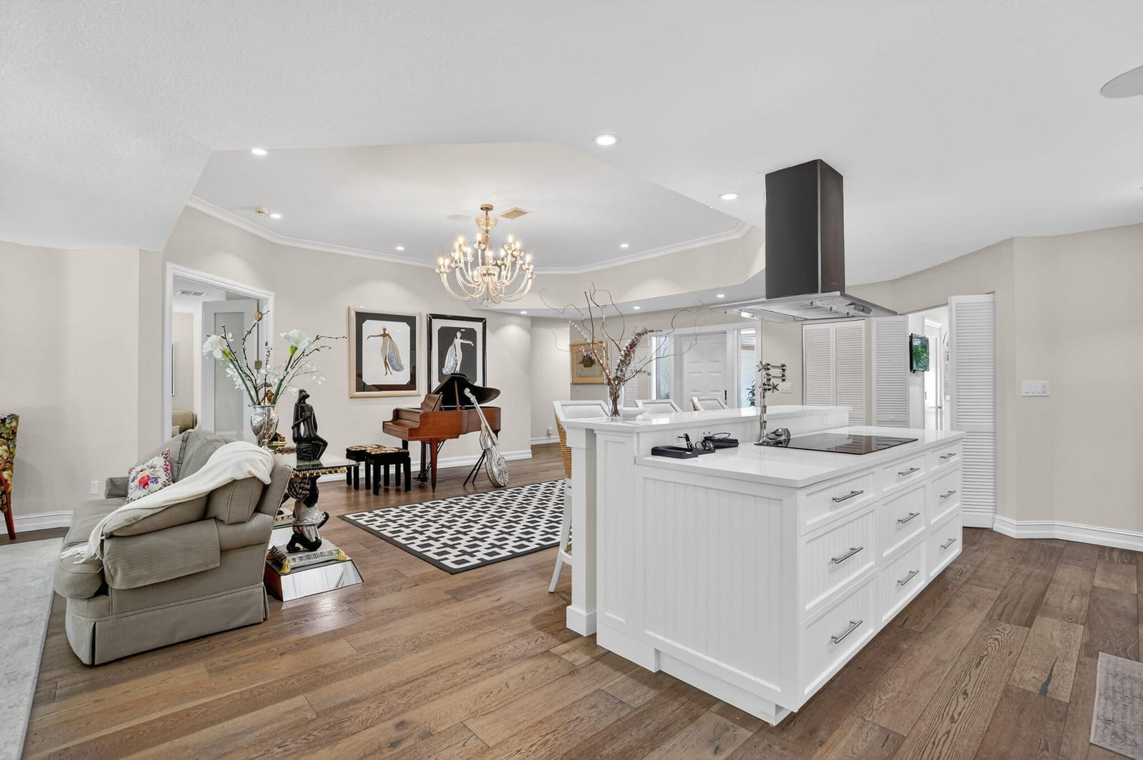 20484 Linksview Way — photo 10