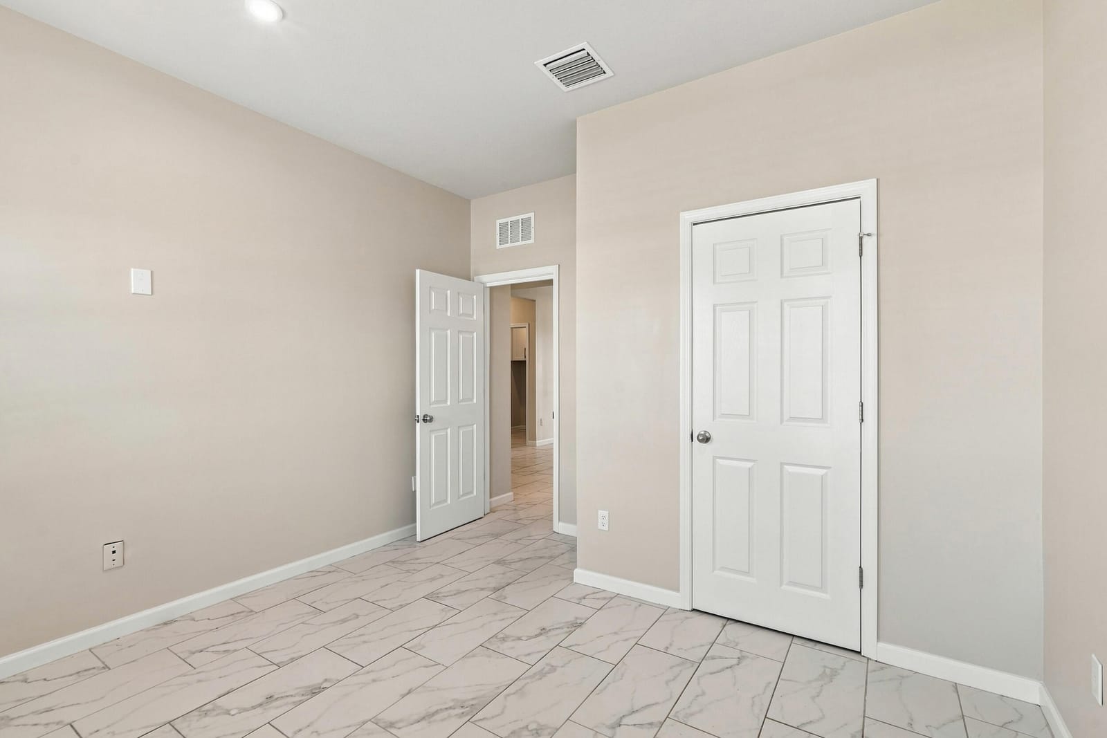 10579 SW VASARI Way — photo 12