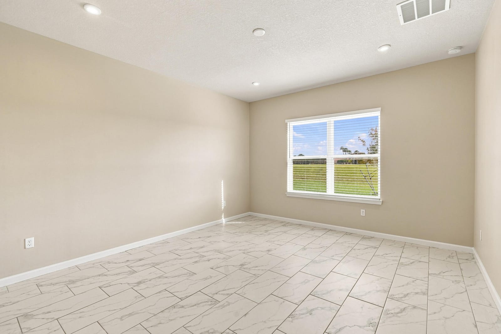 10579 SW VASARI Way, Port St. Lucie, FL 34987 photo 13