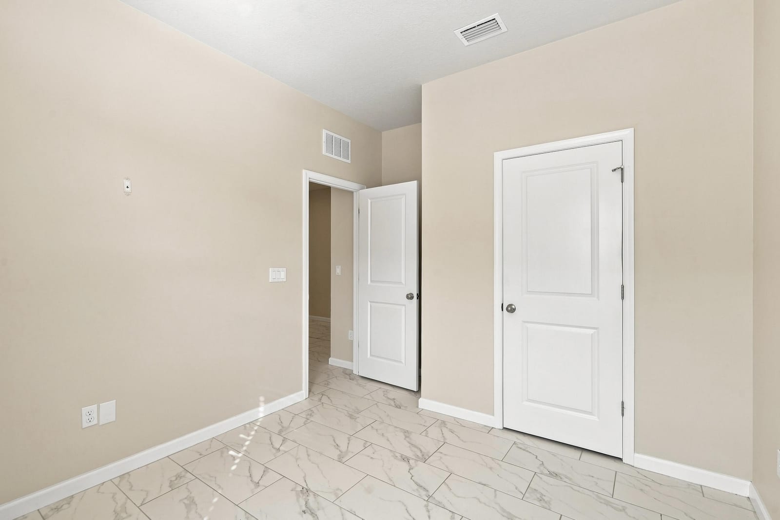 10579 SW VASARI Way, Port St. Lucie, FL 34987 photo 17