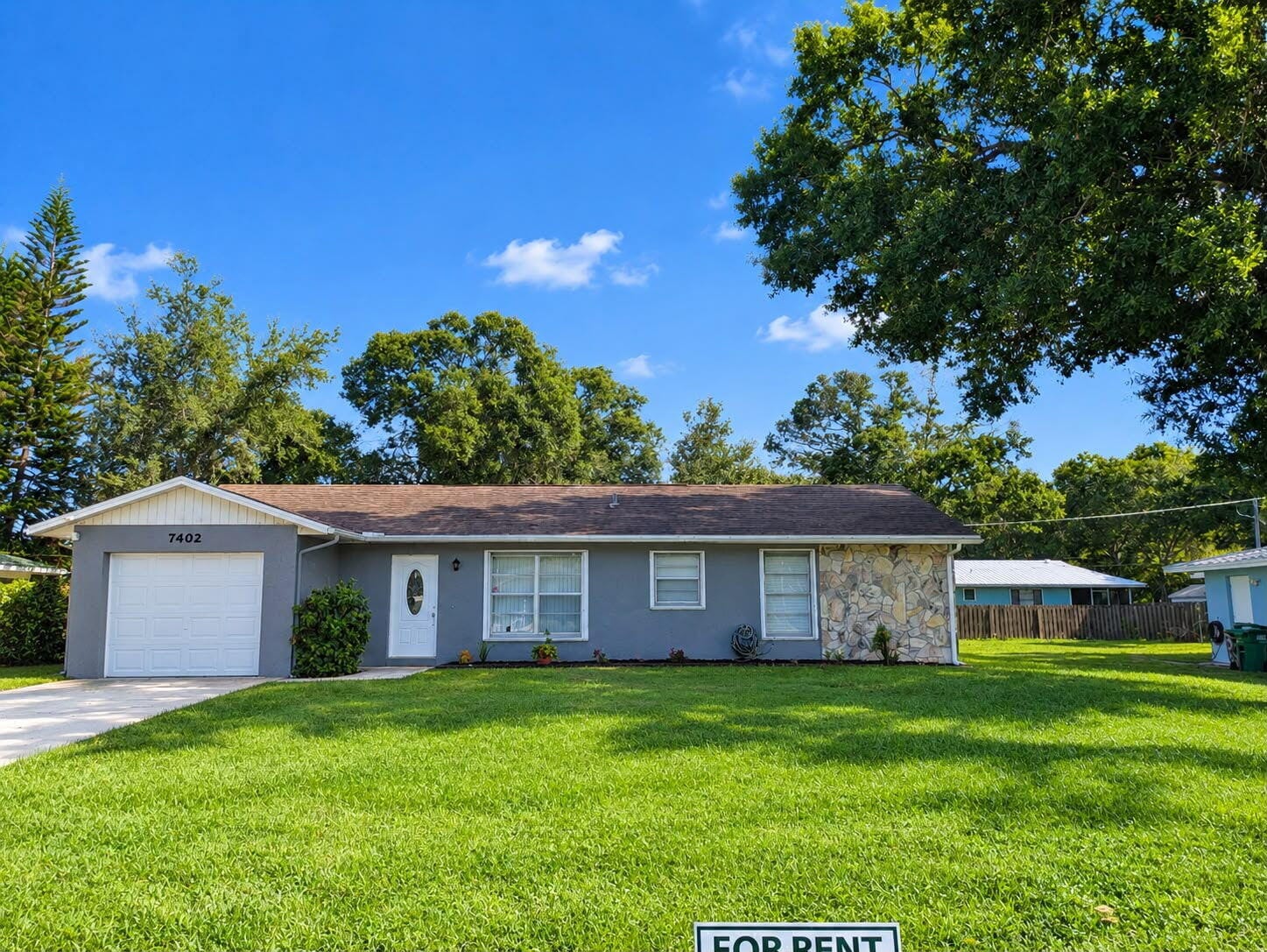 7402 LAKELAND Boulevard, Fort Pierce, FL 34951 photo 2