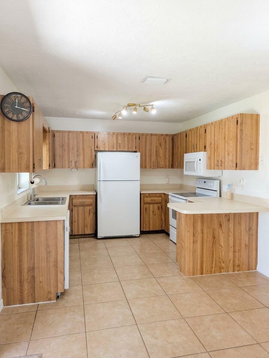 7402 LAKELAND Boulevard, Fort Pierce, FL 34951 photo 14