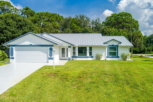 1901 SW Yellowtail Avenue, sold in ZIP 34953, Port St Lucie, FL