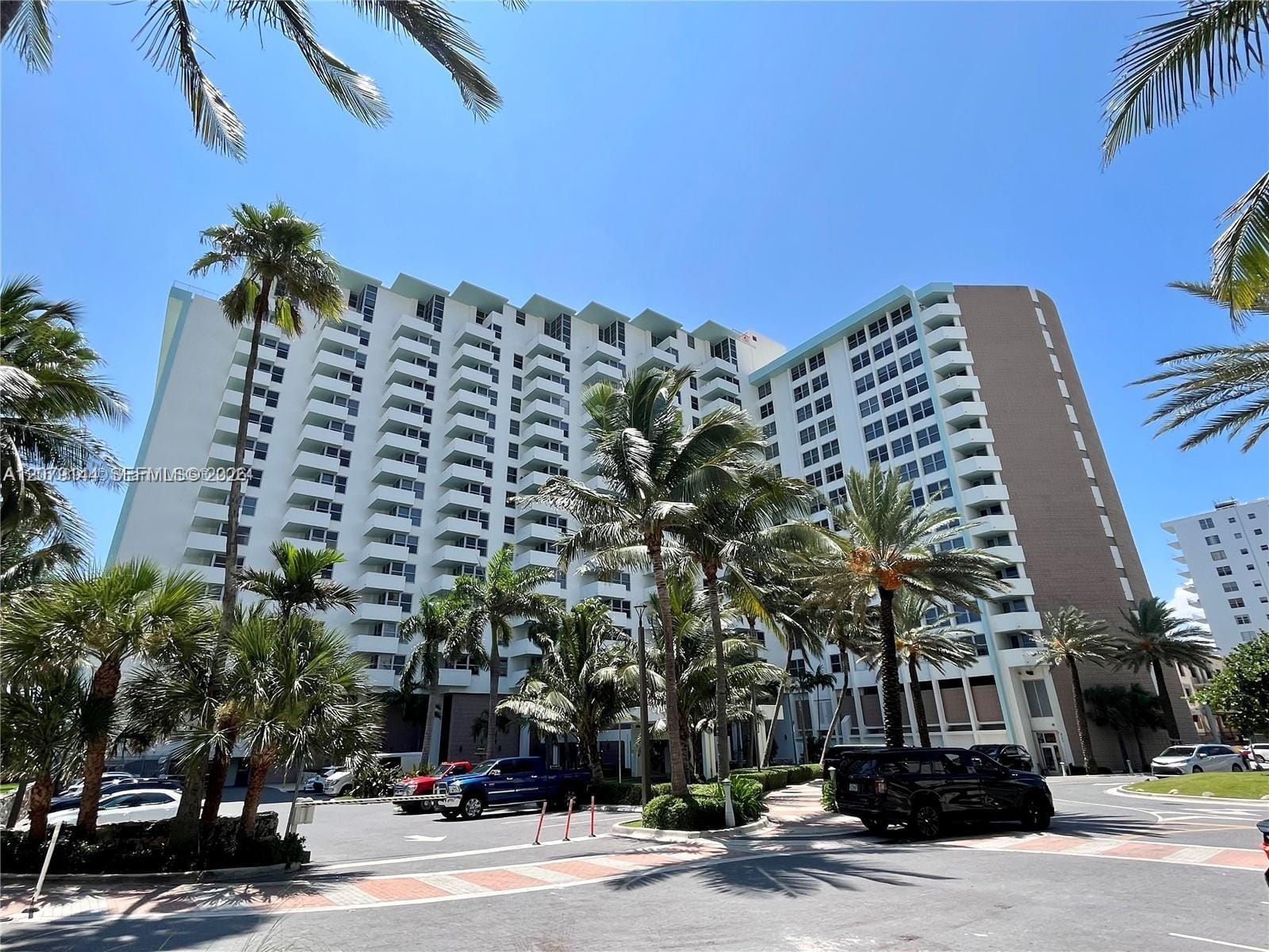 2899 Collins Avenue 1714, Miami Beach, FL 33140