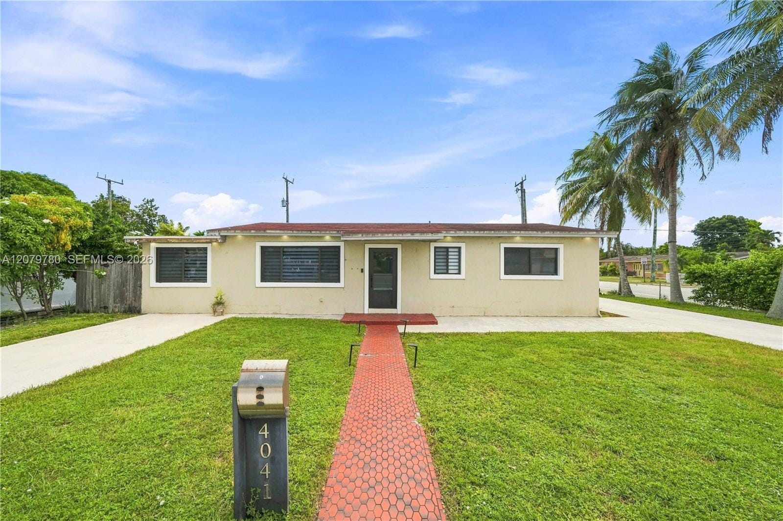 4041 W 8th Avenue, Hialeah, FL 33012
